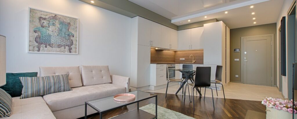 How to Decorate a Living Room with Tile Floors