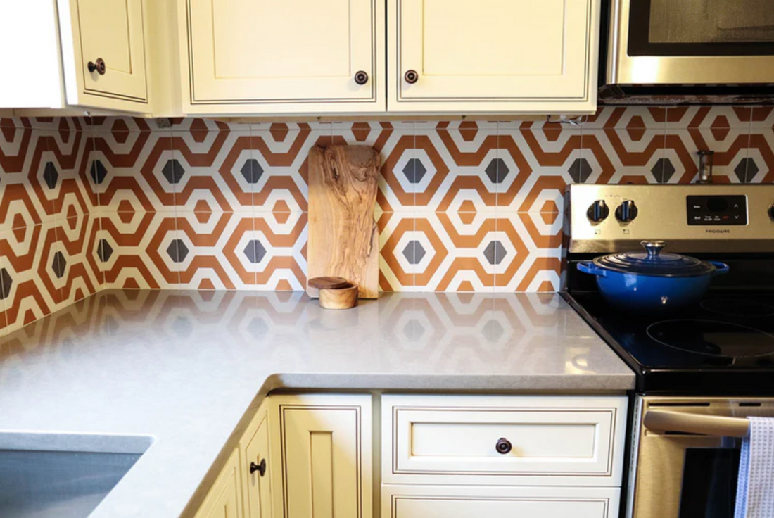 Matching Cabinets and Backsplash in Edison, NJ